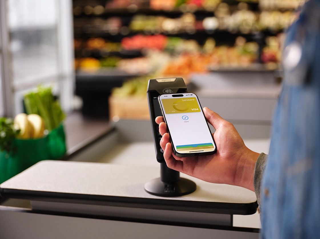 Apple Pay utilise la technologie NFC.